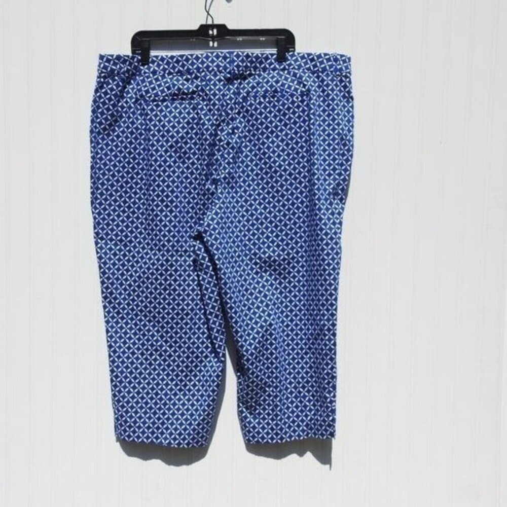 Womens Blue White Capri Pants Classic Southern Size 22 22W Love Fit - Picture 3 of 5